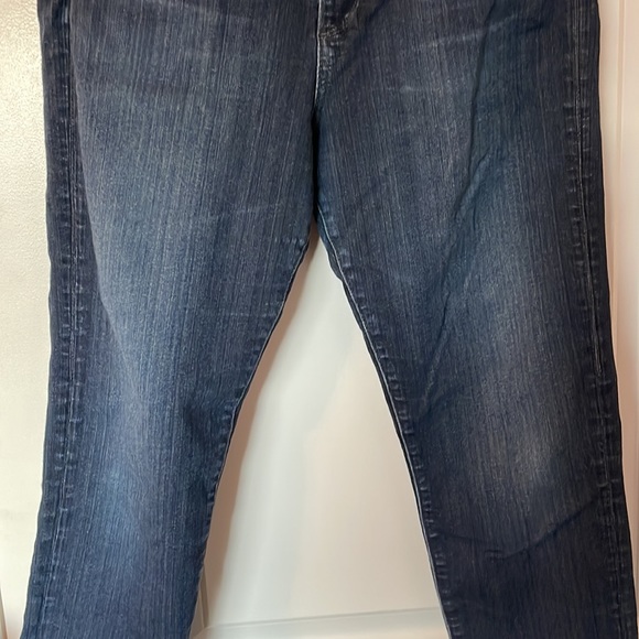 AG jeans - Picture 3 of 8